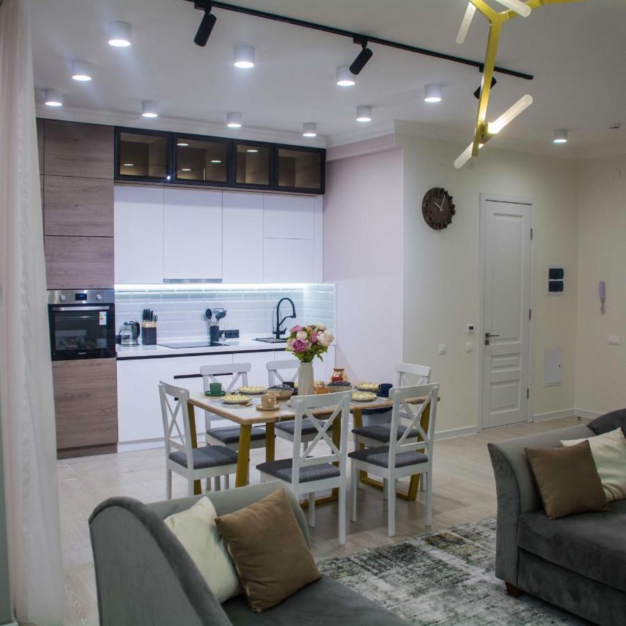 Apartment Deluxe - Tamerlan Shymkent